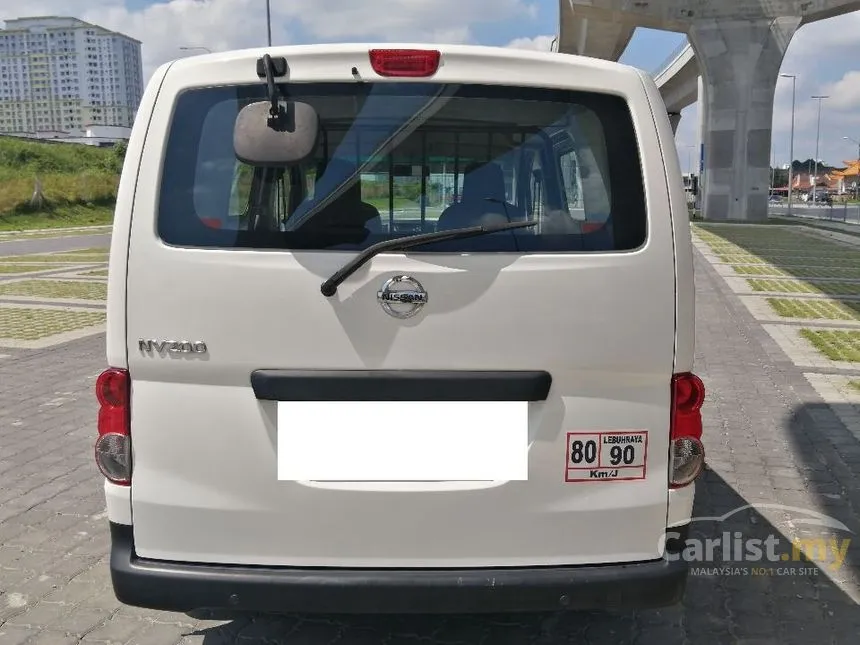2013 Nissan NV200 Semi Panel Van