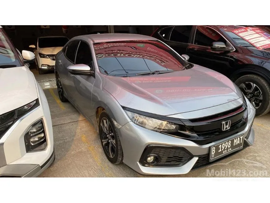 Jual Mobil Honda Civic 2018 E 1.5 di DKI Jakarta Automatic Hatchback Silver Rp 334.000.000