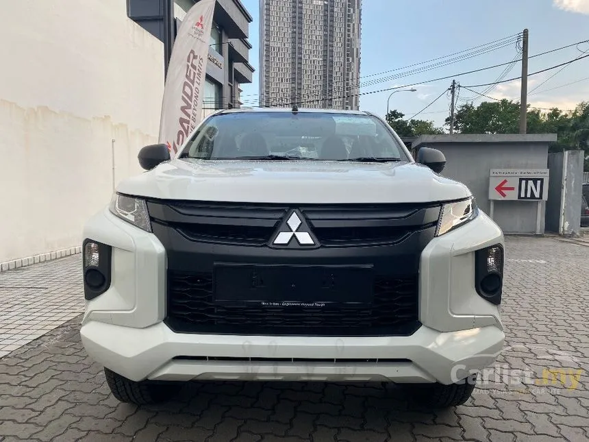 2023 Mitsubishi Triton VGT Dual Cab Pickup Truck