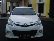 Mobil pribadi all new Toyota Avanza tahun 2013