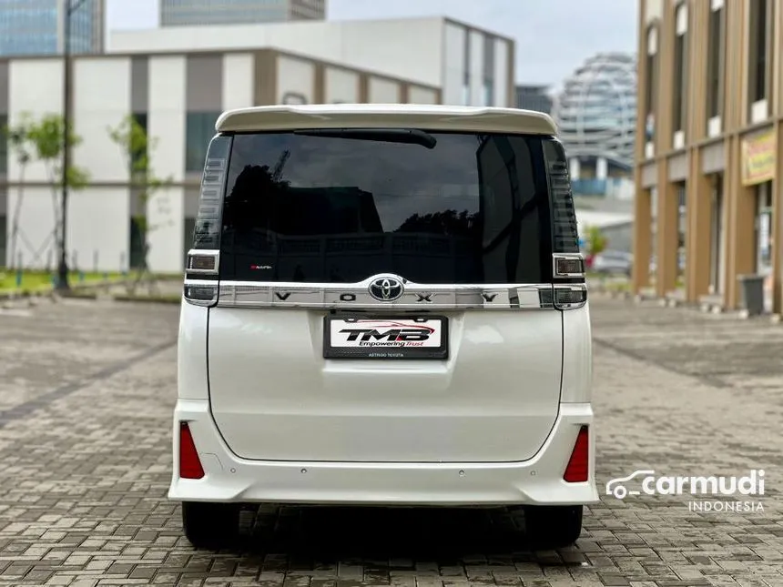 2019 Toyota Voxy MPV