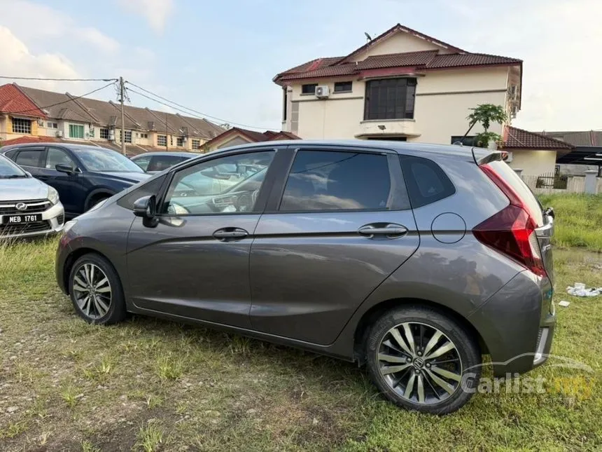 2015 Honda Jazz V Hatchback