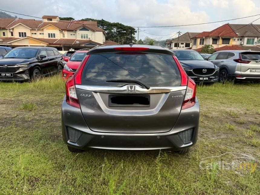 2015 Honda Jazz V Hatchback