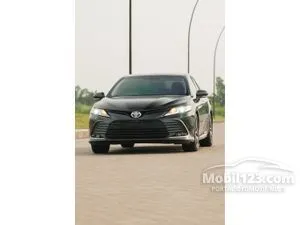 2022 Toyota Camry 2.5 V Sedan