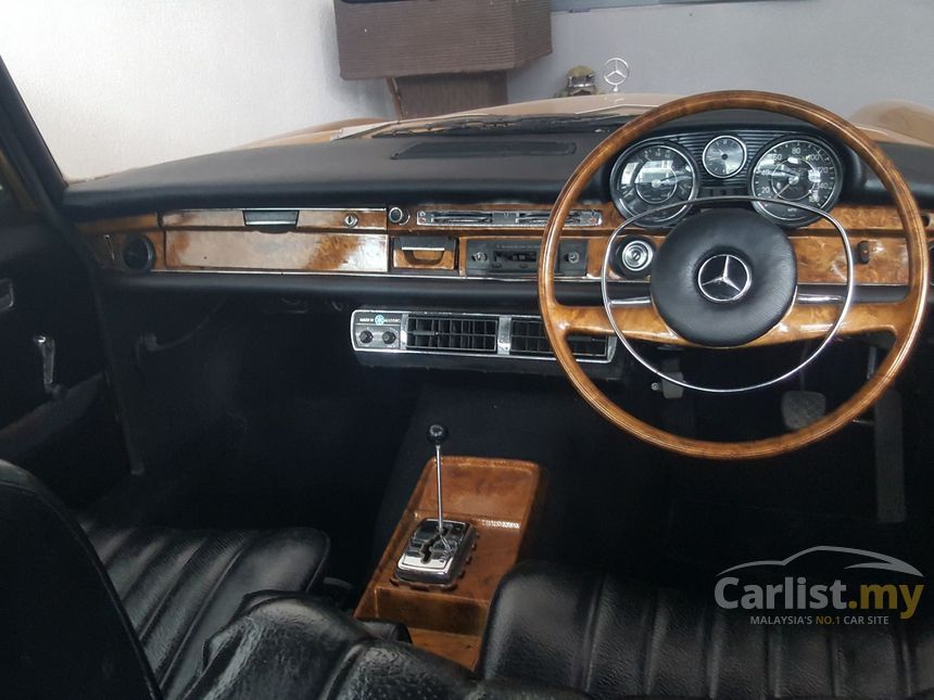 1970 Mercedes-Benz 280SL Coupe
