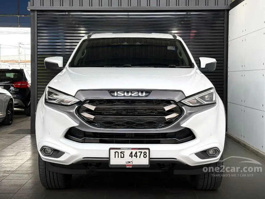 2023 Isuzu MU-X Phantom Collection Ultimate SUV
