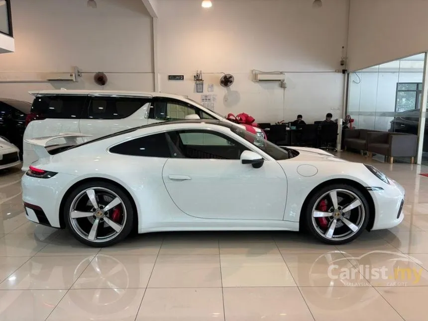 2020 Porsche 911 Carrera 4S Coupe