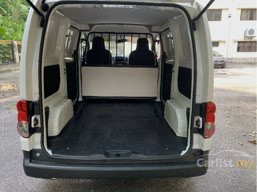 2021 Nissan NV200 Panel Van