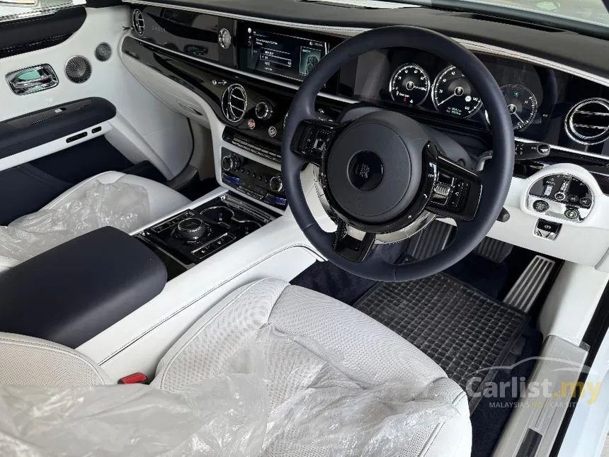 2022 Rolls-Royce Ghost Sedan