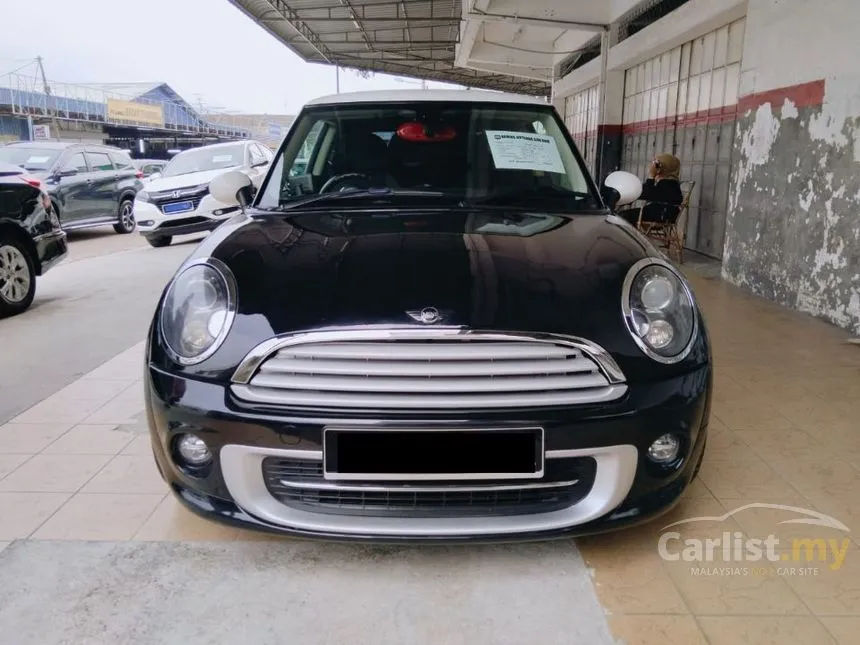 2013 MINI One Hatchback