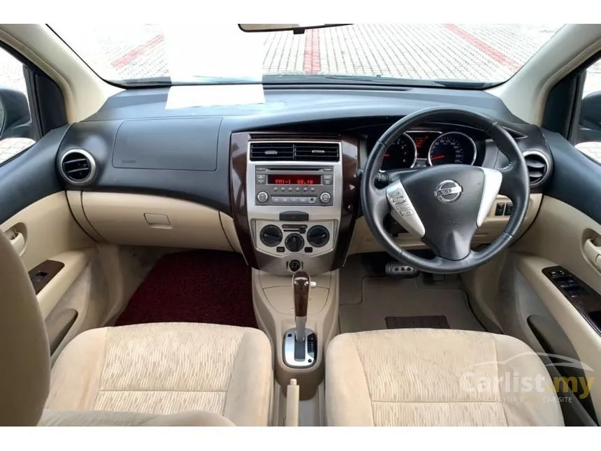 2013 Nissan Grand Livina Impul MPV