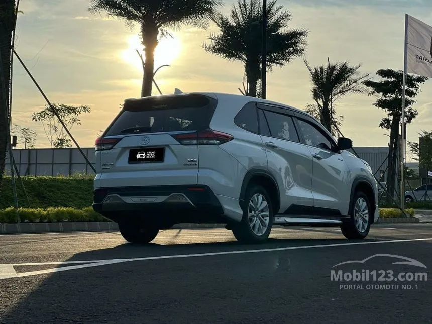 2023 Toyota Kijang Innova Zenix V (Premium Color) MPV