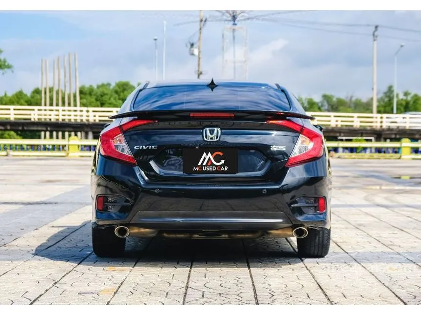 2018 Honda CIVIC Turbo Sedan