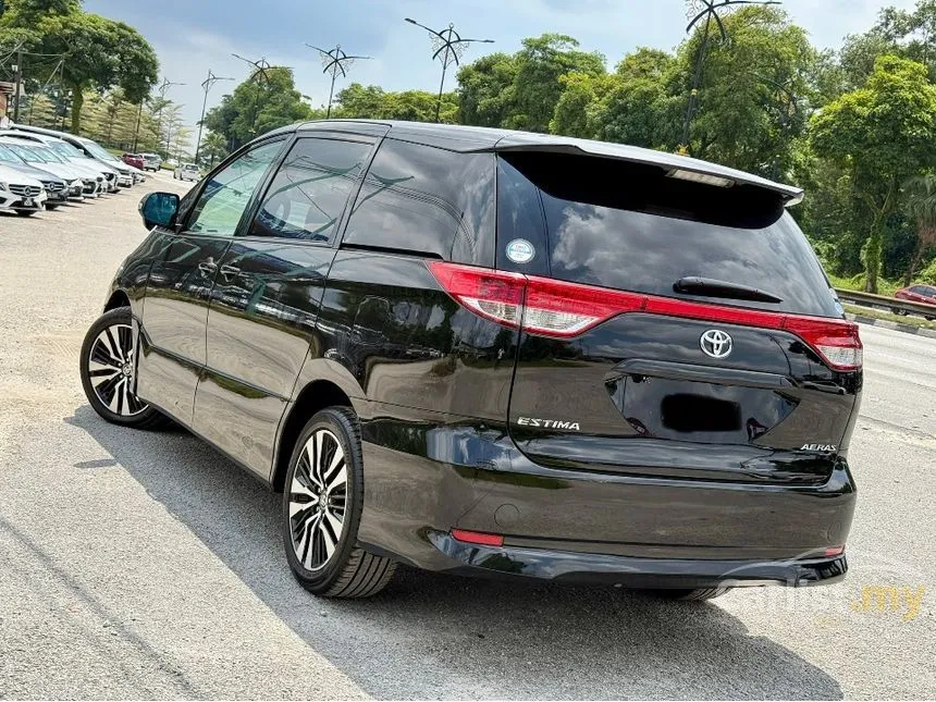 2011 Toyota Estima Aeras MPV