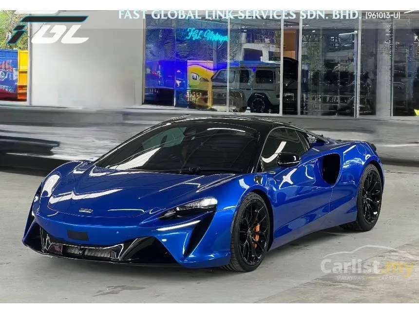 2023 McLaren Artura Coupe