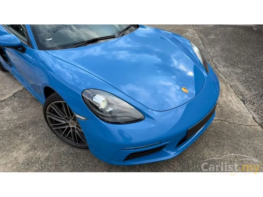 2022 Porsche 718 Boxster Convertible