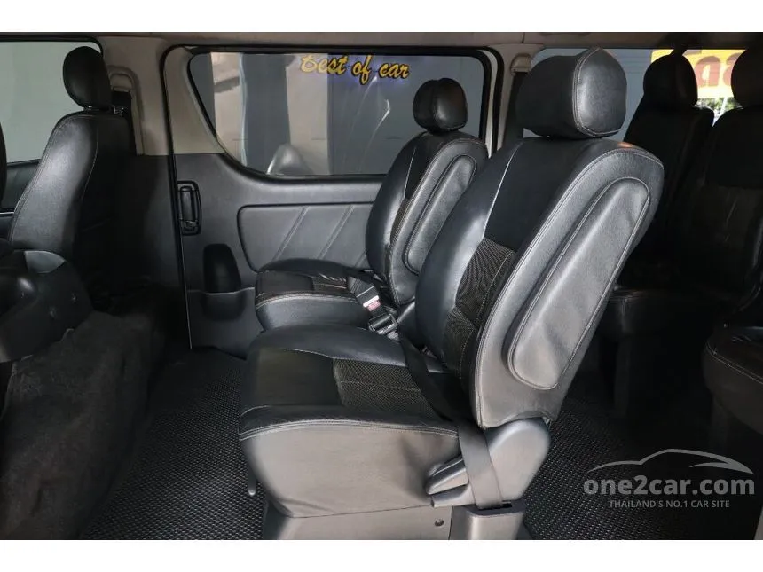 2017 Toyota Ventury G Van