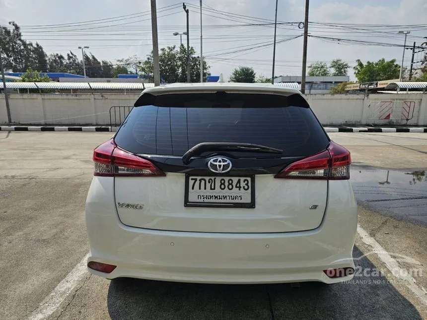 2018 Toyota YARIS G Hatchback