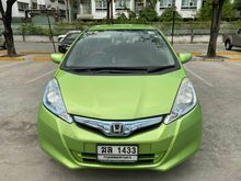 2012 Honda Jazz 1.3 (ปี 08-14) Hybrid Hatchback AT