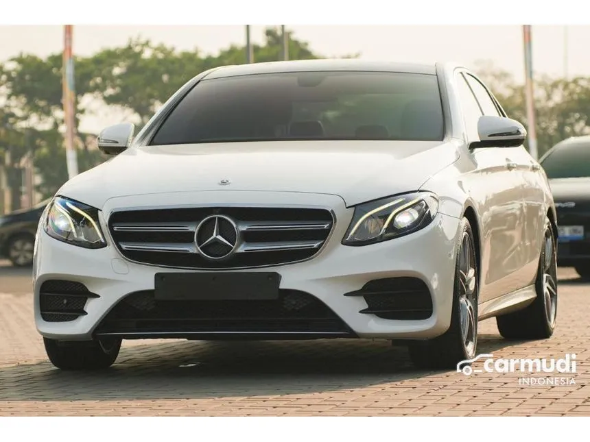 2018 Mercedes-Benz E300 AMG Line Sedan
