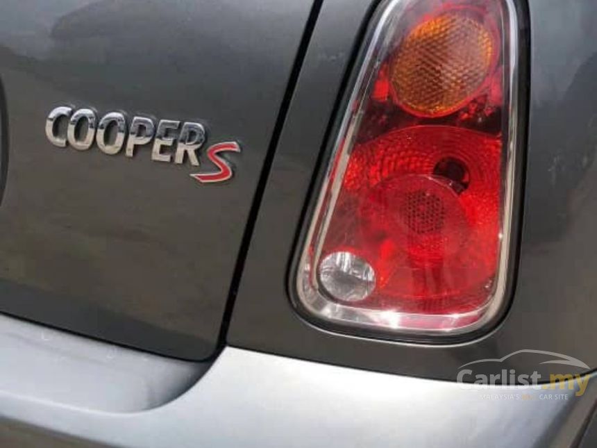 2005 MINI Cooper Hatchback