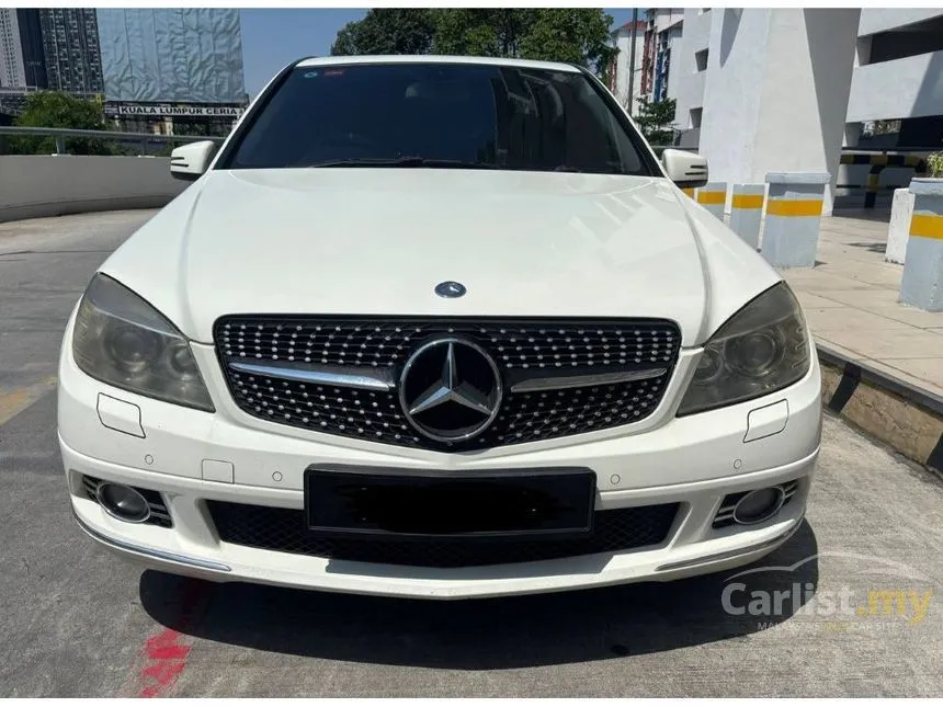 2010 Mercedes-Benz C200 Avantgarde CGI Sedan