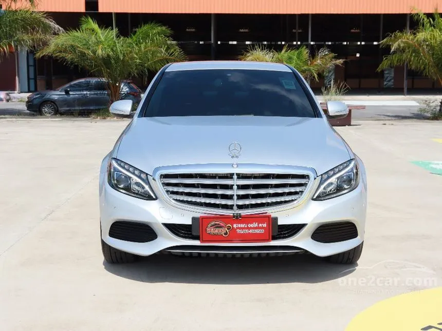 2015 Mercedes-Benz C180 Sedan