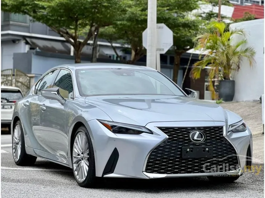 2022 Lexus IS 300 F Sport Sedan