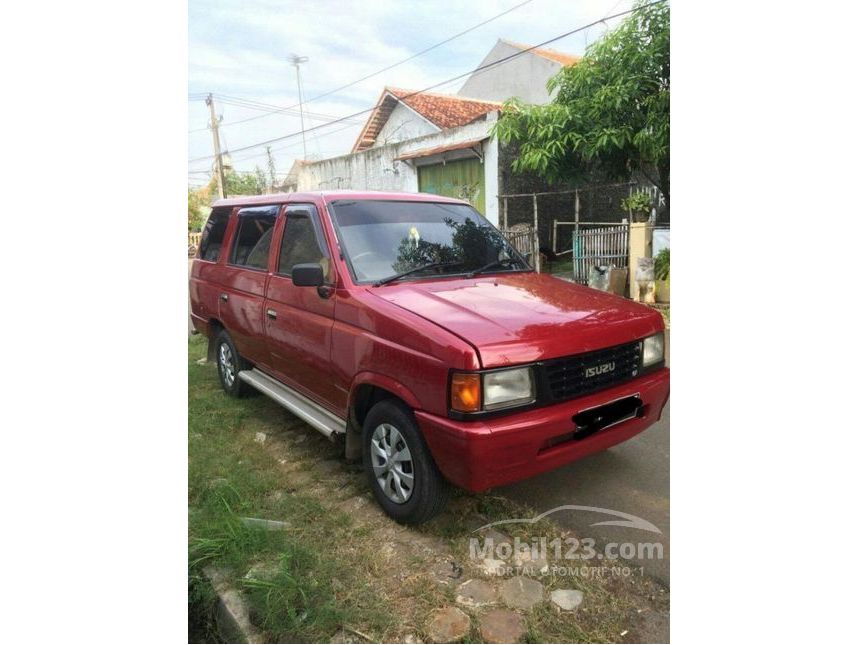 1996 Isuzu Panther TBR 52 Chassis Panjang Pickup