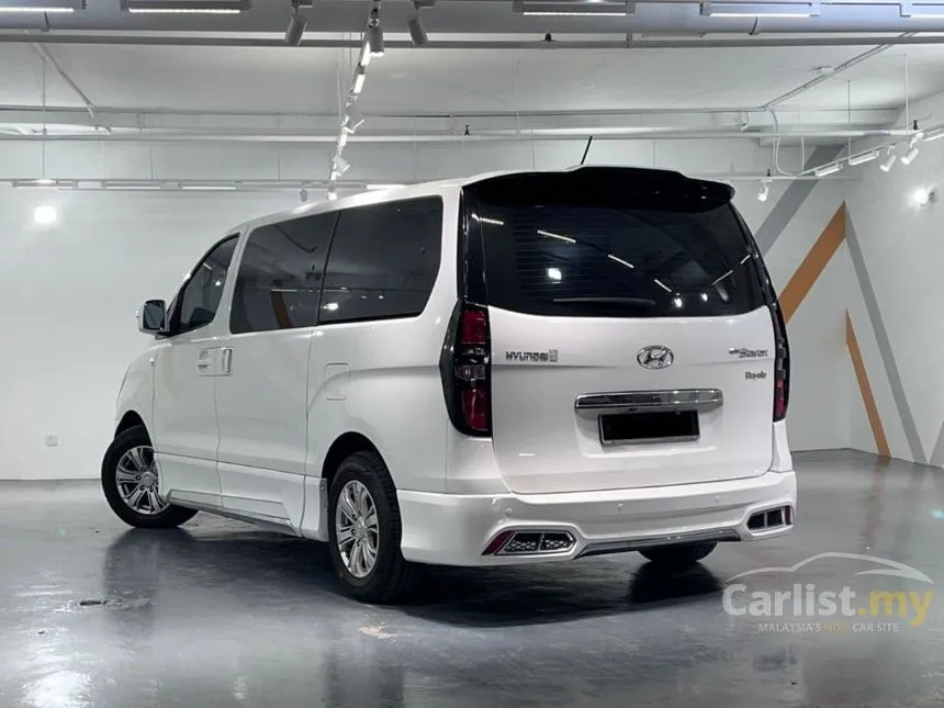 2018 Hyundai Grand Starex Royale MPV