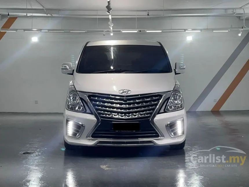 2018 Hyundai Grand Starex Royale MPV