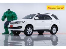 2011 Toyota Fortuner 2.7 (ปี 12-15) V Wagon AT
