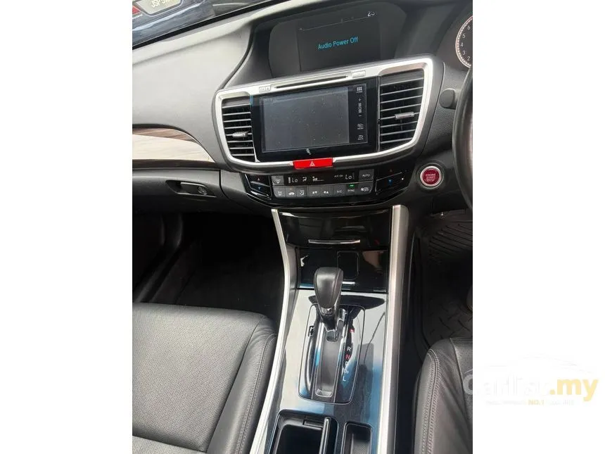 2016 Honda Accord VTi-L Sedan