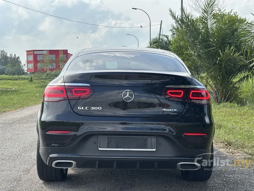 2022 Mercedes-Benz GLC300 4MATIC AMG Line Coupe