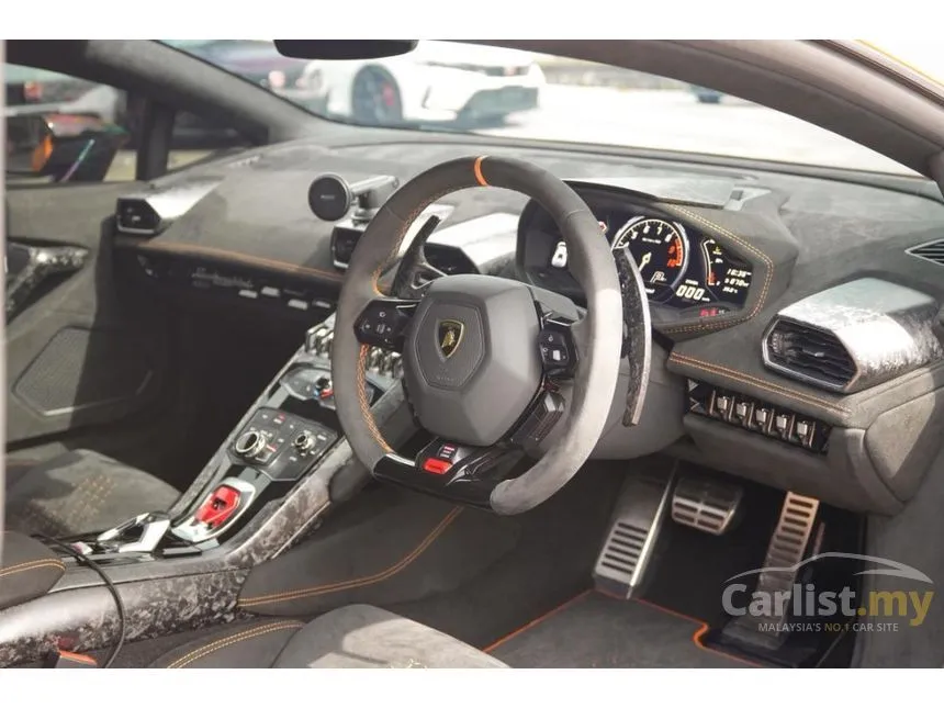 2019 Lamborghini Huracan Performante Coupe
