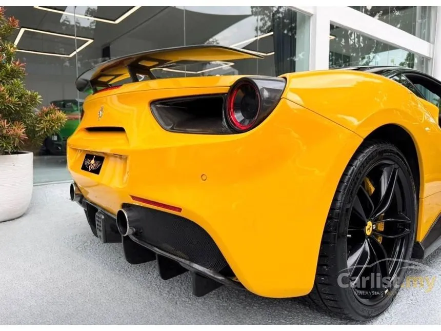 2015 Ferrari 488 GTB Coupe