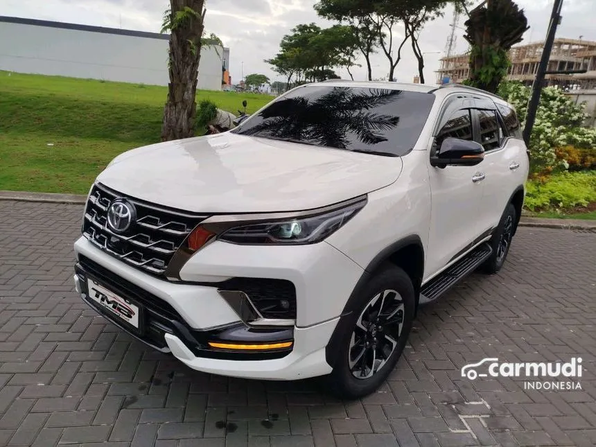 2021 Toyota Fortuner VRZ GR SPORT 4X2 SUV