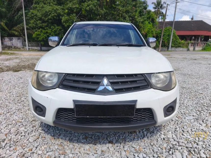 2014 Mitsubishi Triton Lite Dual Cab 4X2 Pickup