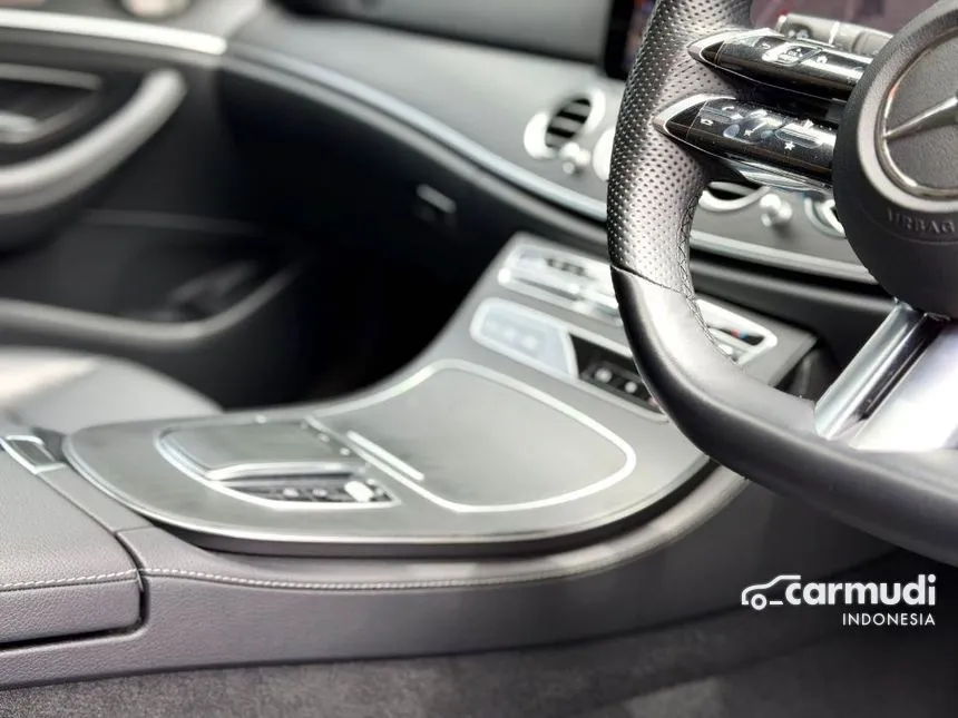 2022 Mercedes-Benz E300 AMG Line Sedan