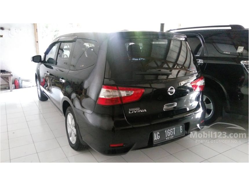 Jual Mobil  Nissan Grand  Livina  2014 SV  1 5 di Jawa Timur 