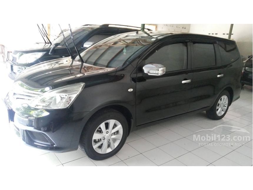 Jual Mobil Nissan Grand Livina 2014 SV 1.5 di Jawa Timur 