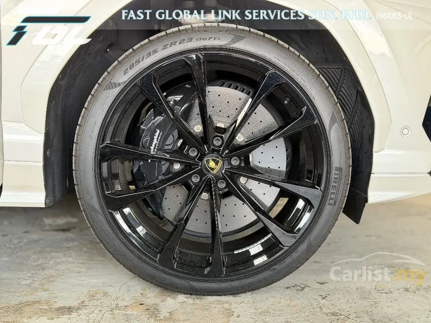 2022 Lamborghini Urus SUV