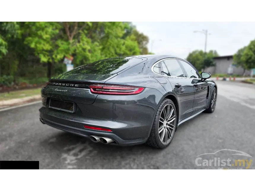 2016 Porsche Panamera 4S Hatchback