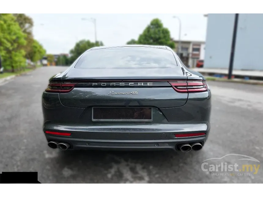 2016 Porsche Panamera 4S Hatchback