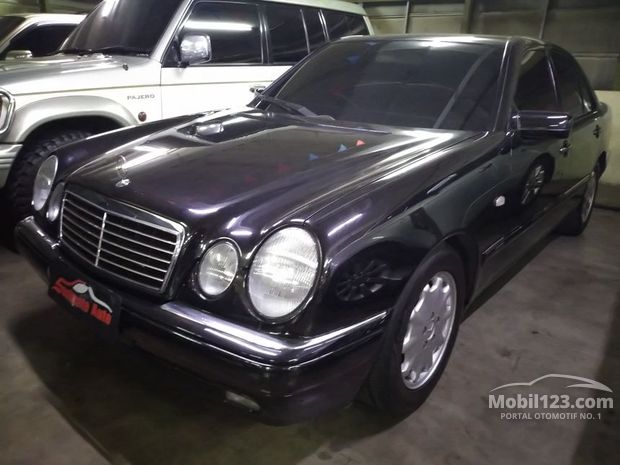 Mercedes Benz E Class Station Wagon Mobil Bekas Baru Dijual Di Indonesia Dari 1 Mobil Di Mobil123