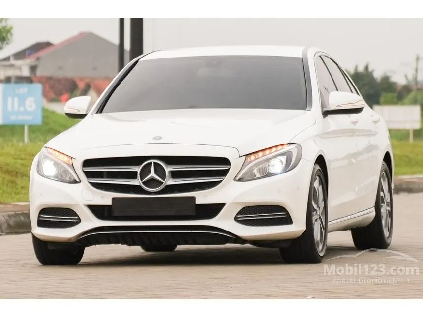 2014 Mercedes-Benz C200 Avantgarde CBU Sedan