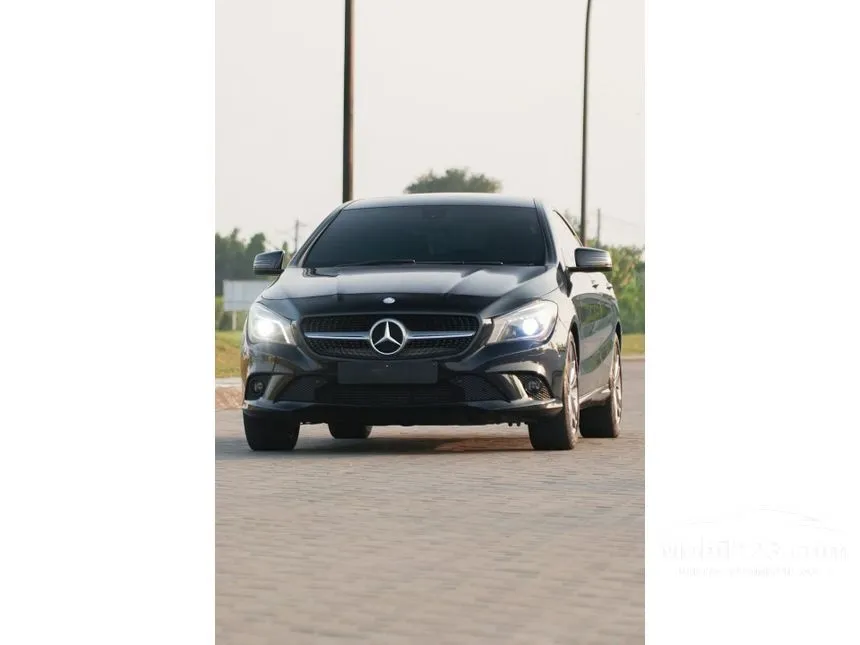 2014 Mercedes-Benz CLA200 Urban Coupe