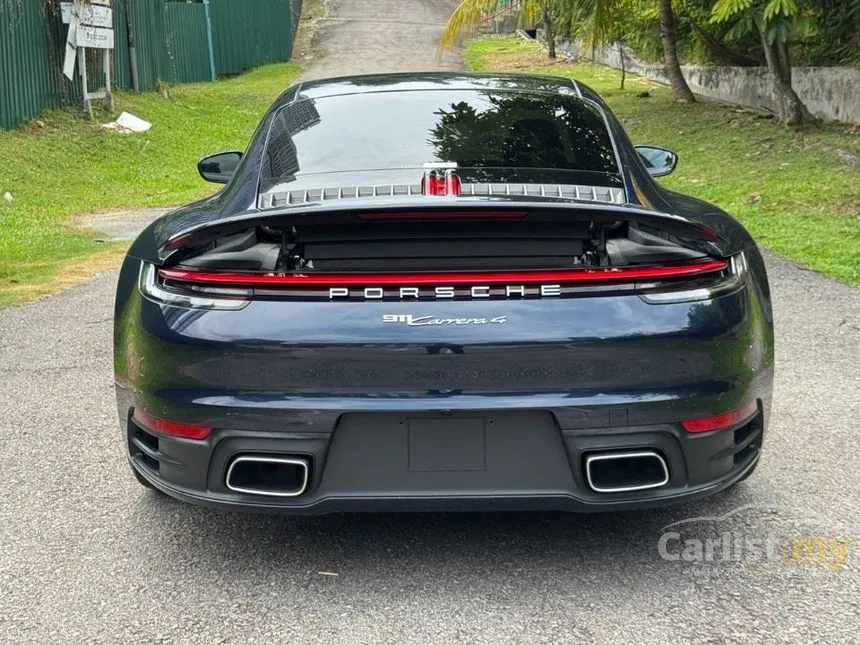 2022 Porsche 911 Carrera 4S Coupe