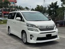 2014 Toyota Vellfire 2.4 Z MPV