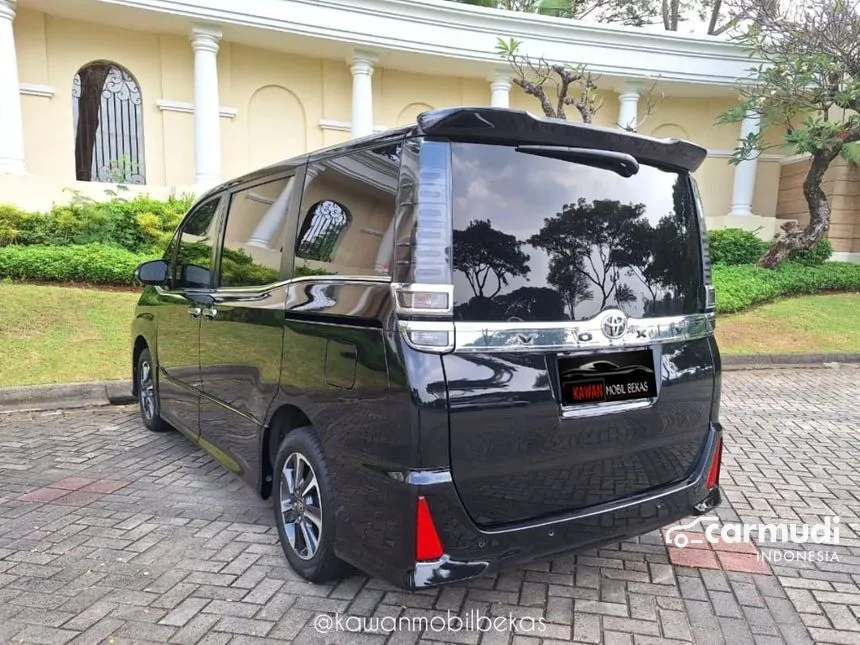 2019 Toyota Voxy Wagon